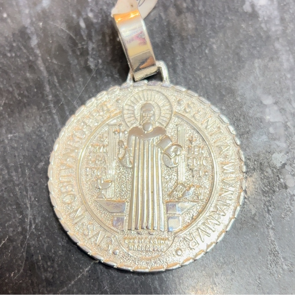 San Benito pendant